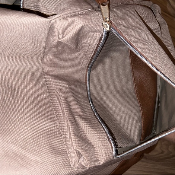 Lightweight backpack - Picture 8 of 9